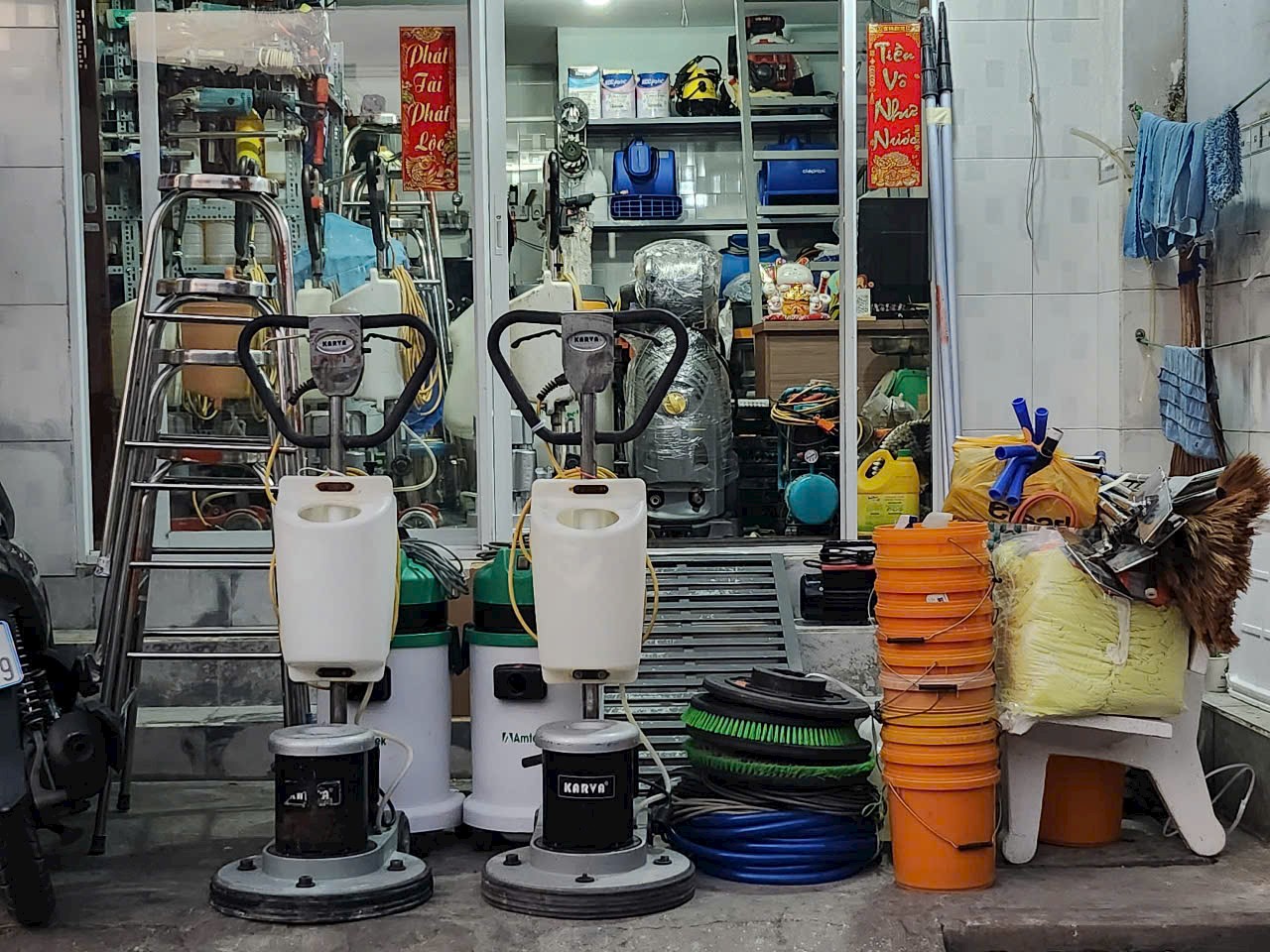 Cho Thuê Máy Vệ Sinh Công Nghiệp TPHCM | Giá Tốt | Vân An
